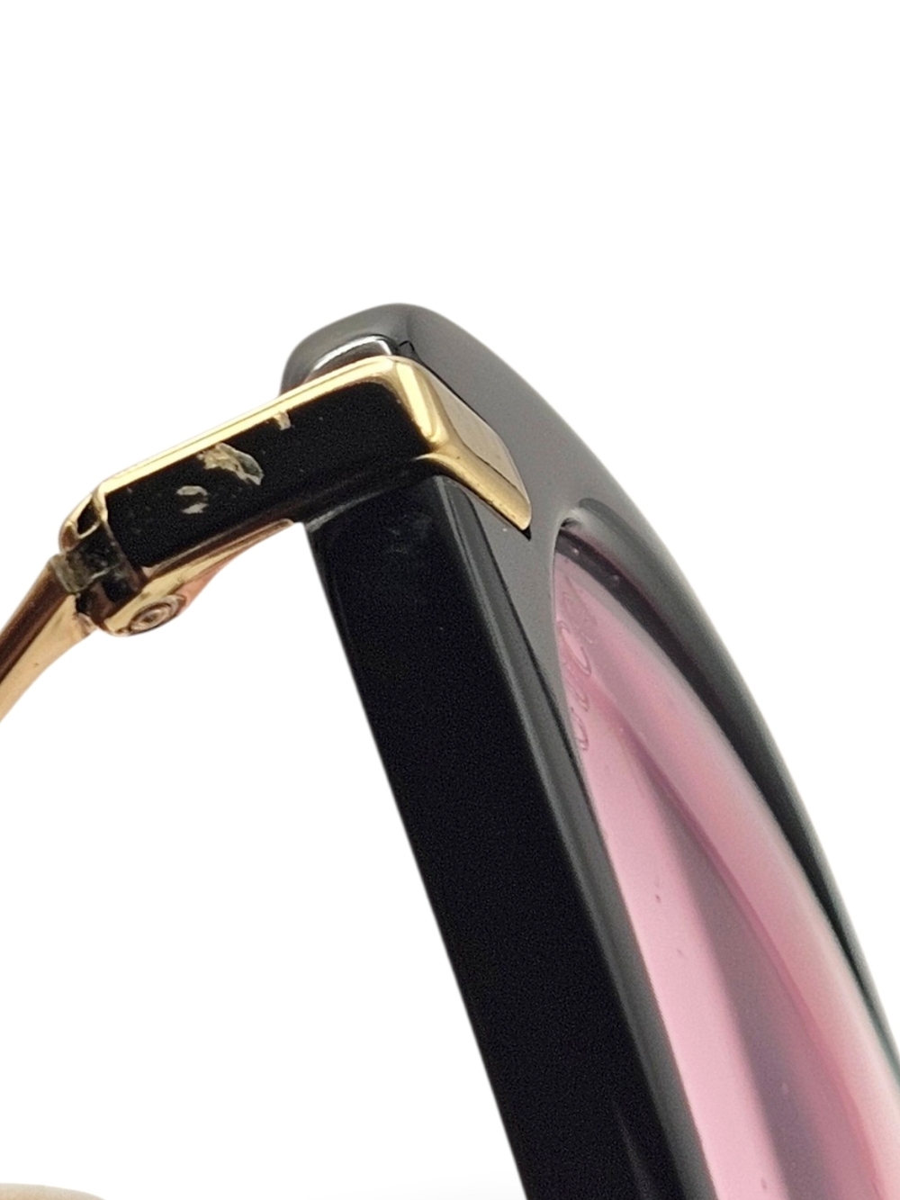 Gucci Women’s Black Frame Pink Lens Sunglasses - Picture 6 of 8